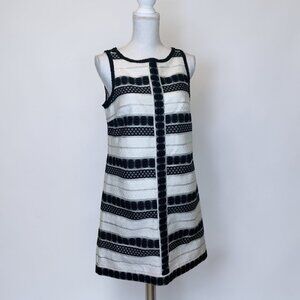 Max Studio Embroidered Lace Shift Dress Women Medium Black White Sleeveless